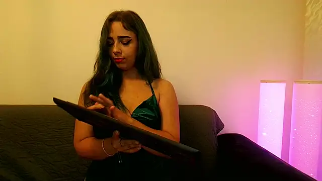 AlanaMilani  online show from 29, 5, 2026