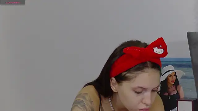 sexyanais online show from 6, 11, 2025