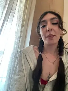 Snapshot of MissLetiBlane chatting on 11, 7, 2026 MissLetiBlane online show from 11, 7, 2026