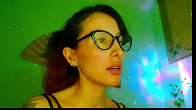 Snapshot of KiotoShine chatting on 22, 10, 2025 KiotoShine online show from 22, 10, 2025