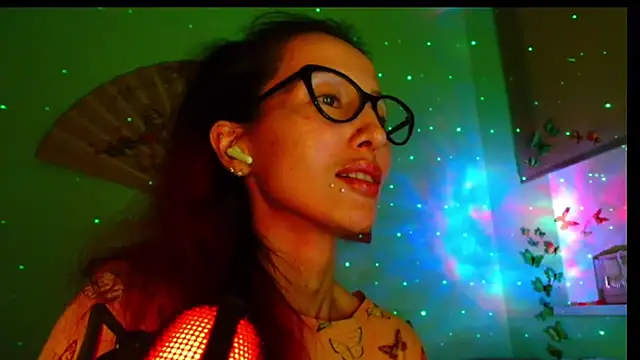 Snapshot of KiotoShine chatting on 17, 10, 2025 KiotoShine online show from 17, 10, 2025