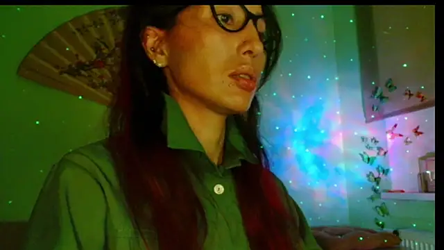 Snapshot of KiotoShine chatting on 10, 10, 2025 KiotoShine online show from 10, 10, 2025