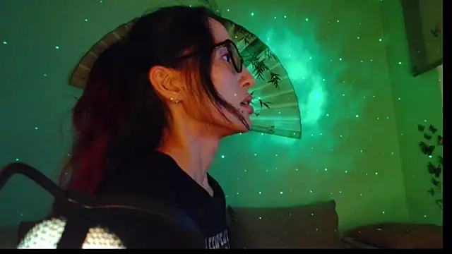 Snapshot of KiotoShine chatting on 11, 11, 2025 KiotoShine online show from 11, 11, 2025