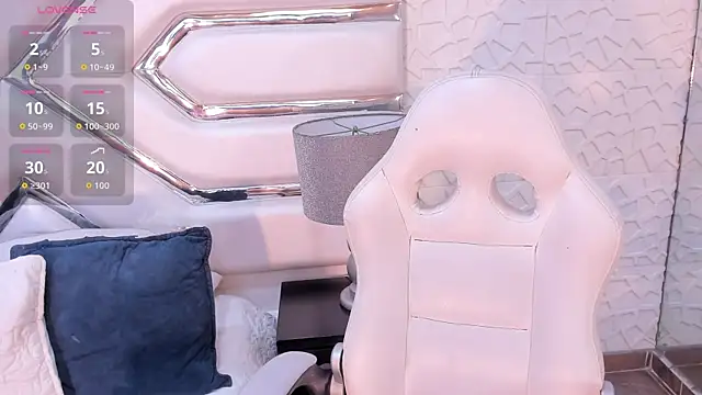 TatiLee online show from 12, 11, 2025