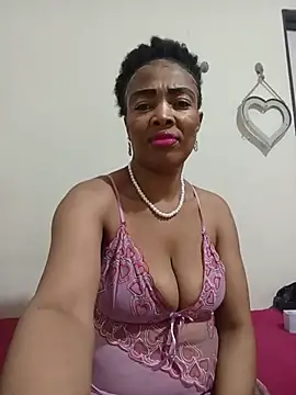 SEXYMOANSXX online show from 23, 7, 2026
