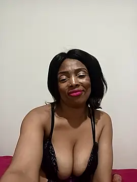 SEXYMOANSXX online show from 19, 11, 2025