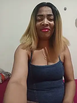 SEXYMOANSXX online show from 17, 6, 2026
