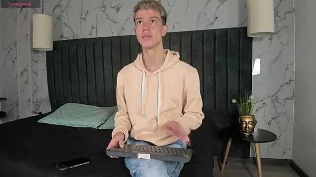 nicktorn online show from 8, 11, 2025