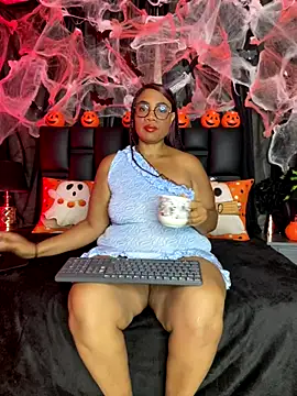 Snapshot of aranzzalatin chatting on 27, 10, 2025 aranzzalatin online show from 27, 10, 2025