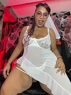 Snapshot of aranzzalatin chatting on 31, 10, 2025 aranzzalatin online show from 31, 10, 2025