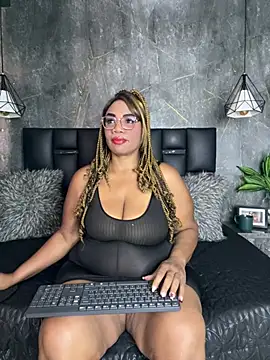Snapshot of aranzzalatin chatting on 26, 6, 2026 aranzzalatin online show from 26, 6, 2026