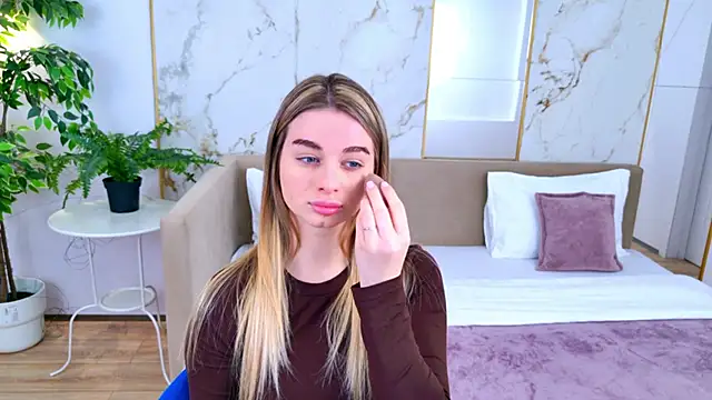 SweetyLicky online show from 28, 2, 2026