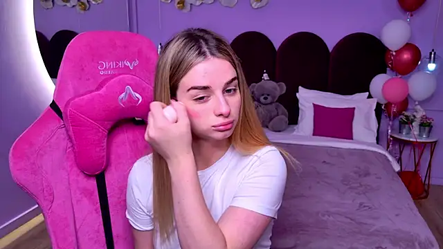 SweetyLicky online show from 19, 11, 2025