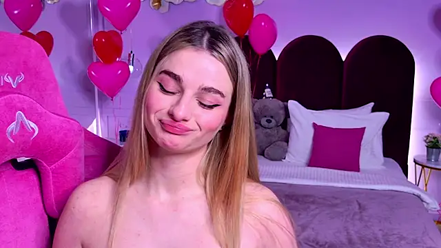 SweetyLicky online show from 15, 11, 2025