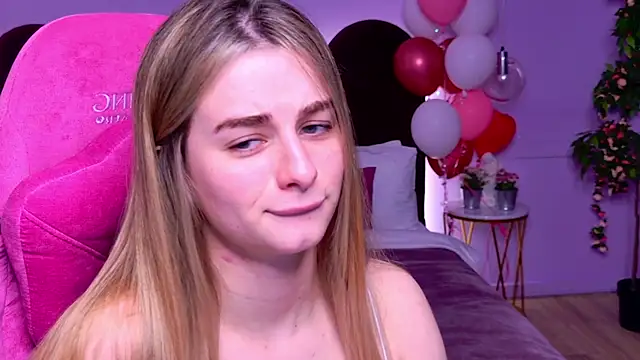 SweetyLicky online show from 18, 11, 2025