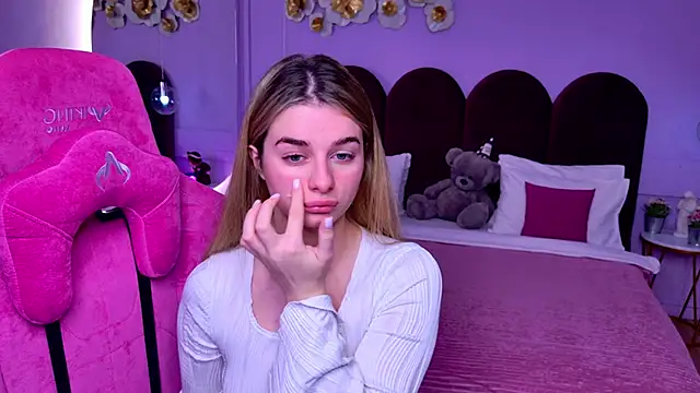 SweetyLicky online show from 25, 11, 2025