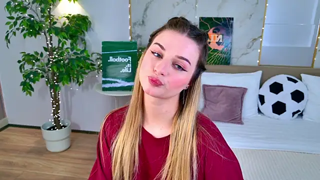 SweetyLicky online show from 30, 6, 2026