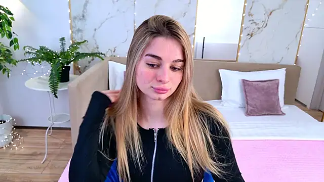 Snapshot of SweetyLicky chatting on 17, 5, 2026 SweetyLicky online show from 17, 5, 2026