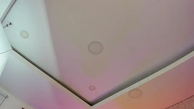 Viollet xoxo online show from 16, 2, 2026