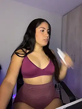 Snapshot of OriannaLuna chatting on 30, 9, 2025 OriannaLuna online show from 30, 9, 2025