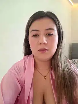 Sophie del Castillo online show from 12, 5, 2026