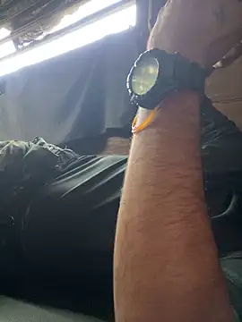 Snapshot of Alabestia12 chatting on 4, 12, 2025 Alabestia12 online show from 4, 12, 2025