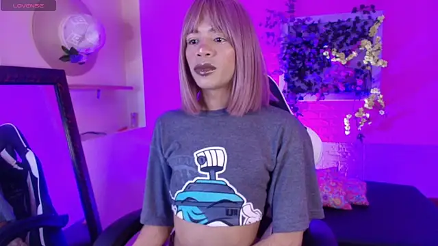 Katy bratz  online show from 25, 11, 2025