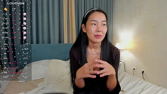 Snapshot of AsianCheek chatting on 24, 11, 2025 AsianCheek online show from 24, 11, 2025