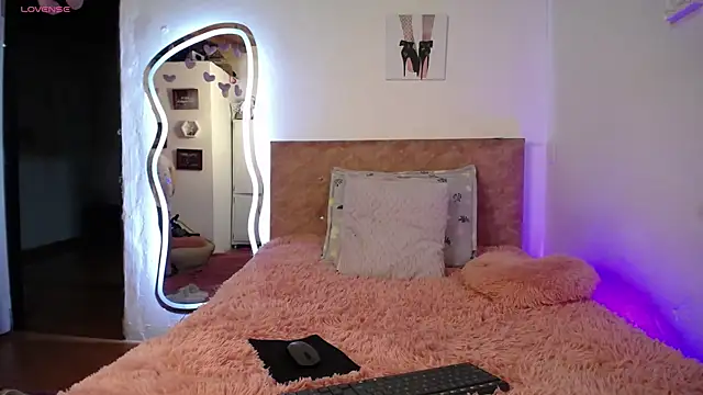 solpeich online show from 7, 11, 2025