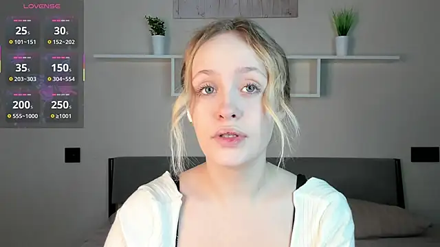 Julliakoill online show from 29, 10, 2025