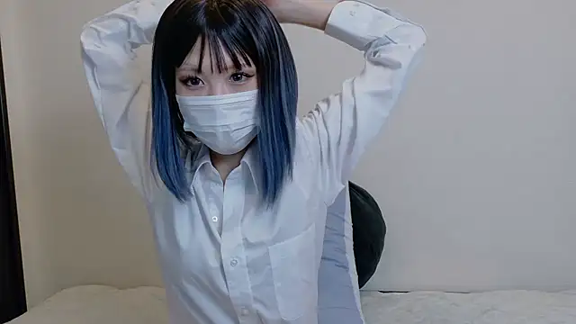 Snapshot of sarina_at chatting on 24, 4, 2026 sarina at online show from 24, 4, 2026