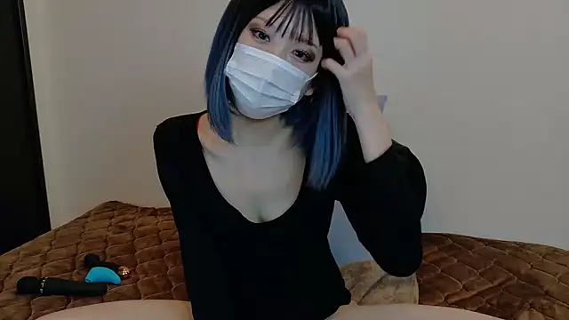 sarina at online show from 16, 12, 2025