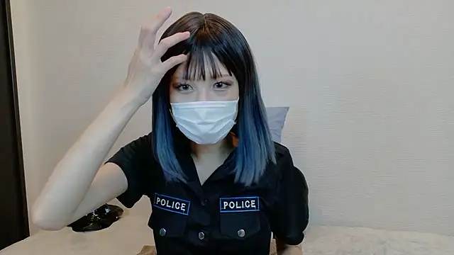 sarina at online show from 29, 10, 2025