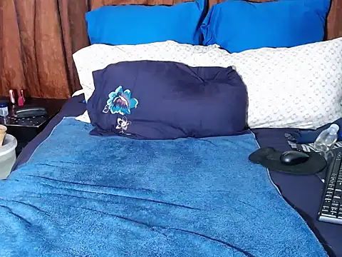 BOUNCINGASSX online show from 15, 7, 2026