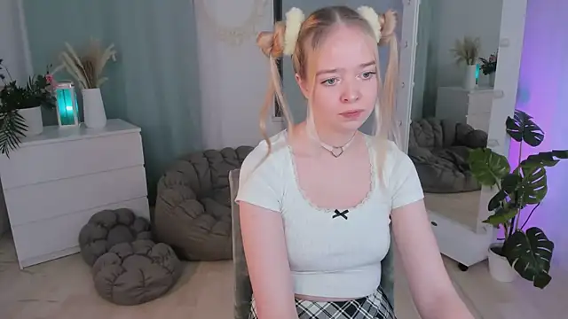 BellaMontgomery online show from 30, 11, 2025