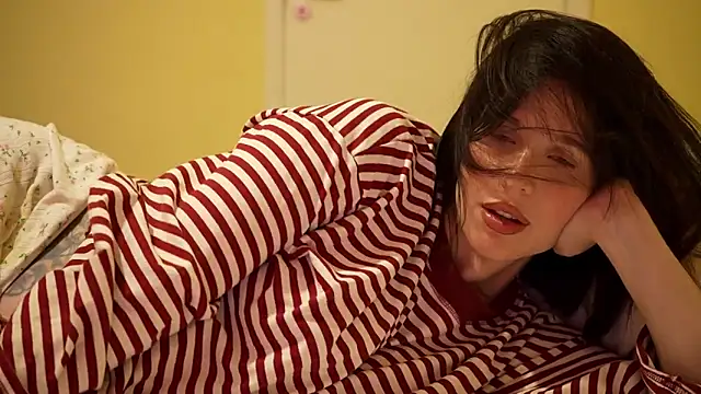 ellaa91 online show from 14, 5, 2026