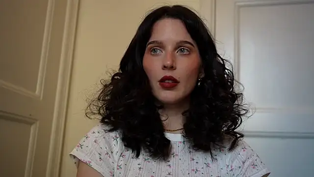 Snapshot of ellaa91 chatting on 4, 12, 2025 ellaa91 online show from 4, 12, 2025