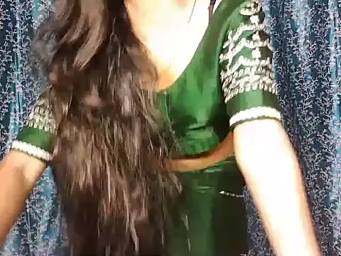 ROSE GOLDE online show from 15, 3, 2026