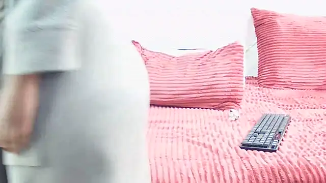 CouplesX96xx online show from 9, 5, 2026