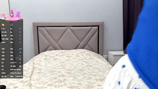 Wow Akemi online show from 4, 2, 2026