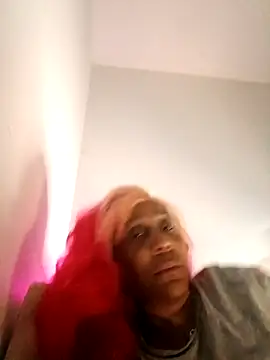 iamlalamilano online show from 14, 4, 2026