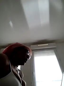 iamlalamilano online show from 12, 4, 2026