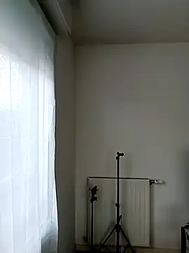 iamlalamilano online show from 21, 4, 2026