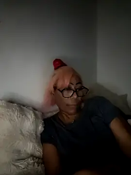 iamlalamilano online show from 4, 4, 2026