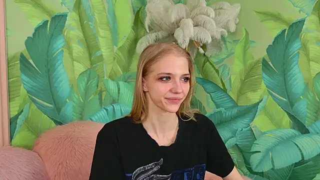 4example Chloe online show from 29, 3, 2026