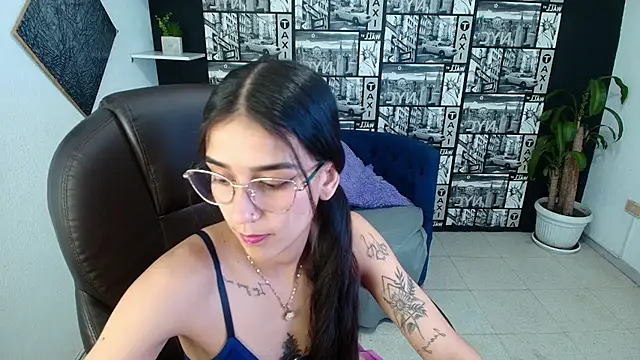 DanielaMonroe online show from 22, 11, 2025