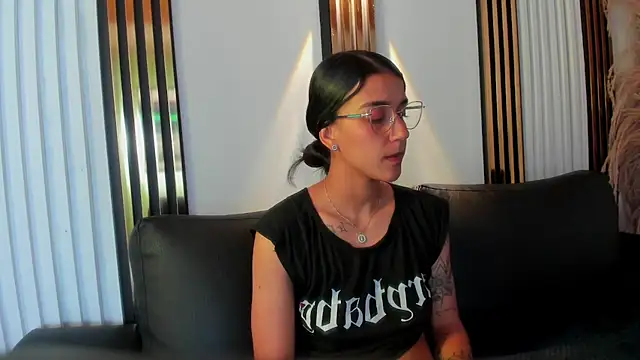 DanielaMonroe online show from 25, 3, 2026