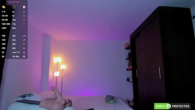 twinguys online show from 8, 4, 2026