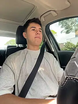 twinguys online show from 20, 4, 2026