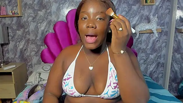 TANISHA HILL online show from 16, 9, 2025